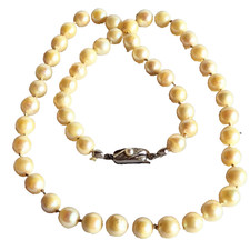 Alte Zuchtperlen Kette