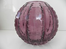 Vase Kugelvase gerillt reliefiert Amathystfarben optisch geblasen  60/70er Jahre