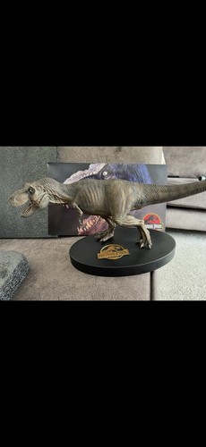Dragon tyrannosaurus rex - tyrannosaurus,