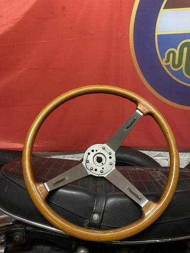 Alfa romeo holzlenkrad 105 - romeo, /