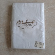 vintage Oberbett - weiss mit dezenten Muster - 140x200 Neu