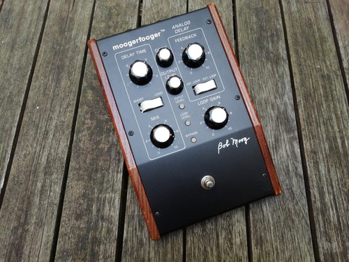 Moog 104 moogerfooger - moog,