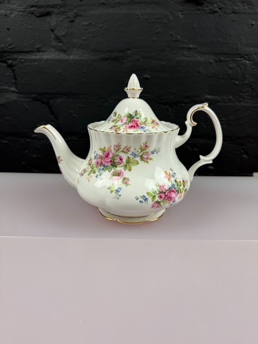 Royal albert moss - albert, medium
