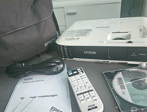 Epson lcd projektor - lcd-projektor, eb-s04