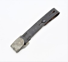 Gehänge - Öse - Leder - Hänger für Heeres Säbel ?