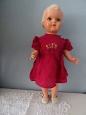 Wunderschöne Minerva Puppe