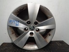 3V0601025AC felge für SKODA