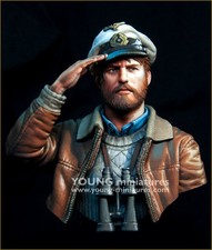 Young Miniatures - U-Boat Officer WWII - "Der Heimkenhrer" 1:10 Resin YM18102