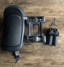 Urban Iki Junior Kindersitz 5-10 Jahre 22-35kg Fussstützen abschließbar schwarz