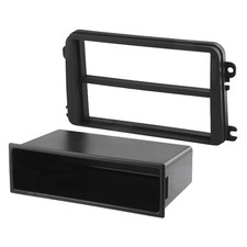 KFZ Autoradio Radioschacht