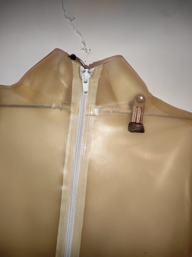 Body körper latex gummi 100 - body,
