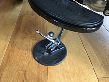 94647-98 ORIG. HARLEY® SEITENSTÄNDER TELLER FÜR FUSSBODEN JIFFY STAND COASTER