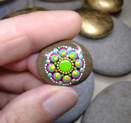 Mini mandala stein bunt - mini-mandala,