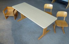 VS Tisch 2 x Stühle 1 x Hocker Schultisch Kindertisch Kinderstuhl Buche massiv