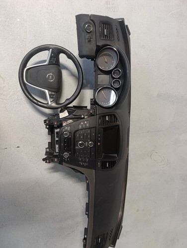 Opel insignia armaturenbrett - opel,