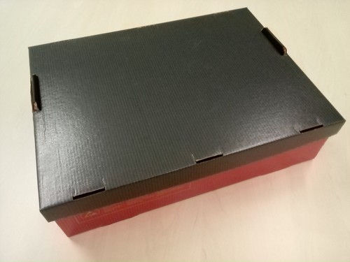 Karton für elektronische