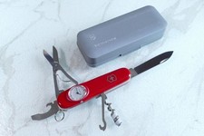 VICTORINOX Schweizer Messer /