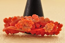 Antike rote Korallen Brosche