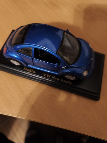 Maisto new beetle - vw,