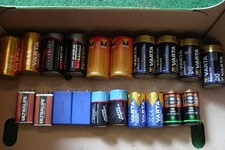 20 alte C und D und 9V