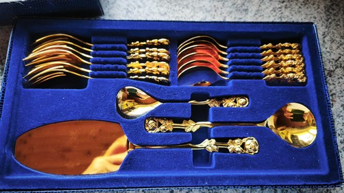 Kuchenbesteck set teilig - 15,