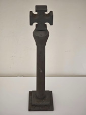 Alter Metall Kreuz Gussstück