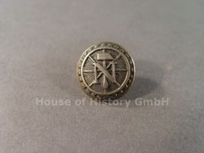 148266: EIN Knopf zur Uniform