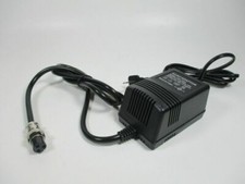 Power adapter F4 / F7 FOR