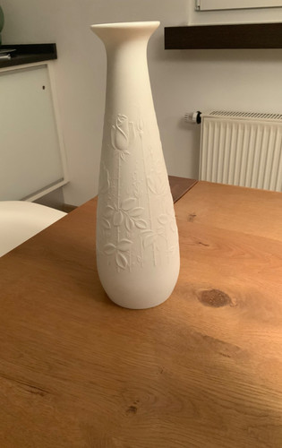 Alboth kaiser bisquit vase - kaiser,