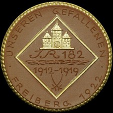 MILITÄR: Porzellan-Medaille 1922. INFANTERIE-REGIMENT 182. FREIBERG / SACHSEN.
