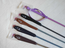 Gerte Peitsche  Whip & Go Six Reitstock Viele Trendfarben Knopfgriff Neu