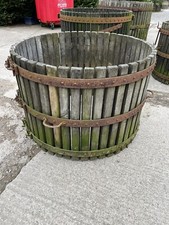 Alte Schloss Weinpresse 20er