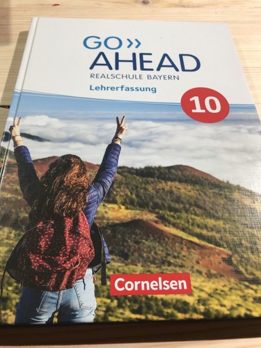 Ahead schulbuch - ,