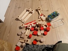 Kugelbahn mit ganz vielen Kugeln