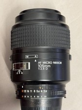 Nikon AF Micro Nikkor 105mm