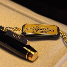 Cross signature black lacquer - signature,