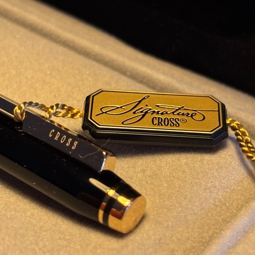 Cross signature black - black, lacquer