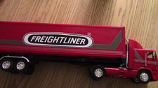 LKW Freightliner