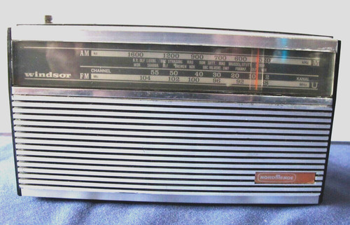 Nordmende transistor radio