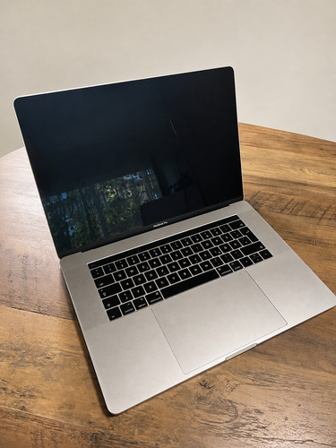 Apple macbook pro zoll 2017 - zoll,