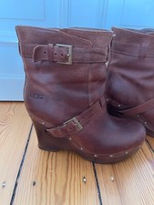 Ugg Stiefelette braun Keilabsatz aus Holz Gr. 39