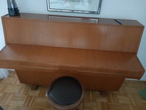 Gebrauchtes klavier