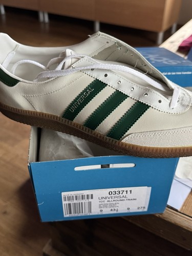 Adidas universal ungetragen - adidas,