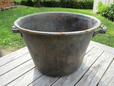 antiker großer Kupfer? Messing? Eisen? Hexen Kessel Halloween Mittelalter Blumen