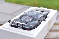 1:18 NEU OVP AutoArt Ford GT LM Spec II Test Car Gran Turismo AA80514