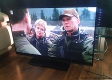 Philips 42PFL6057K/12 LED TV  Fernseher Ambilight 5x HDMI 3x USB 42" Zoll