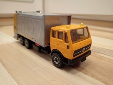 Siku Mercedes Benz 2232