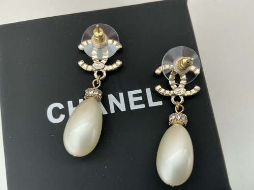 Tolle chanel ohrringe - chanel,