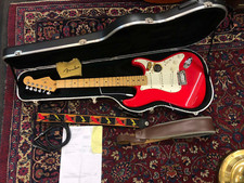 Fender E.Gitarren USA Standard Strat Red maple-neck m.Case
