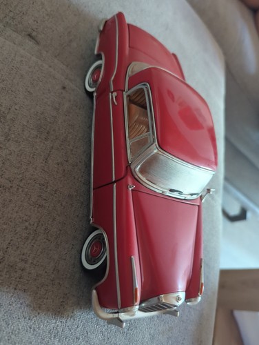 Mercedes 220 se coupe - 1/18,
